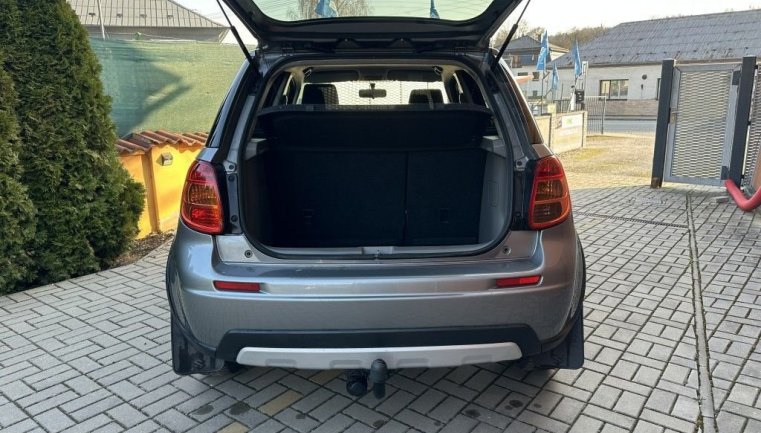 Suzuki SX4