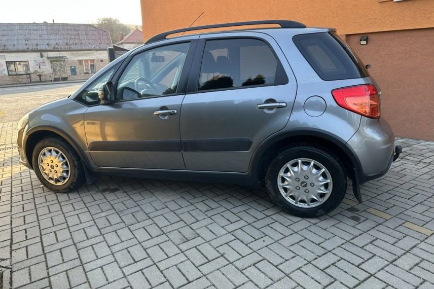 Suzuki SX4 galerie