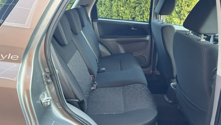 Suzuki SX4