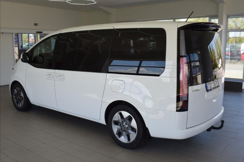 Hyundai Staria galerie