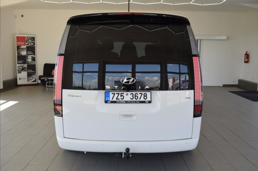 Hyundai Staria galerie