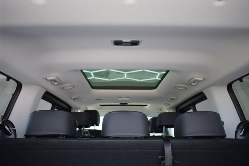 Hyundai Staria galerie