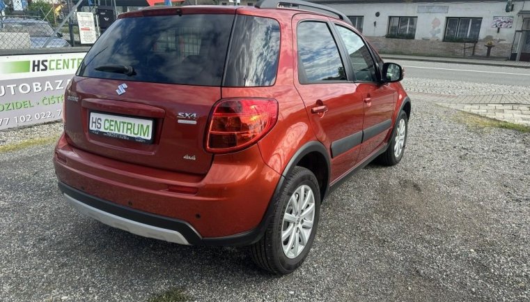 Suzuki SX4