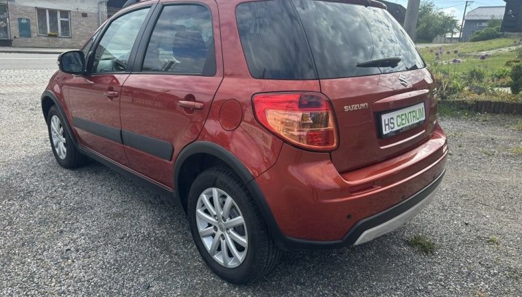 Suzuki SX4