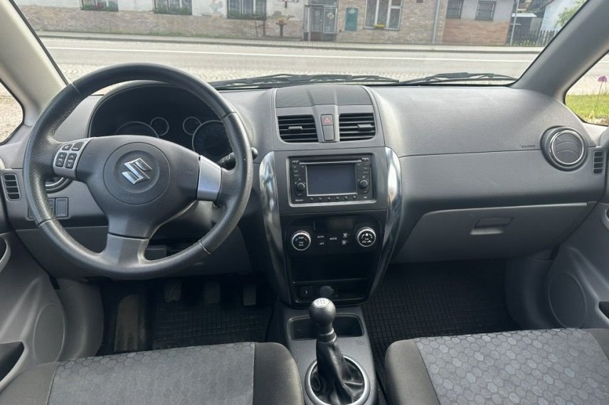 Suzuki SX4 galerie