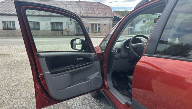 Suzuki SX4
