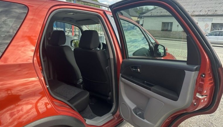 Suzuki SX4