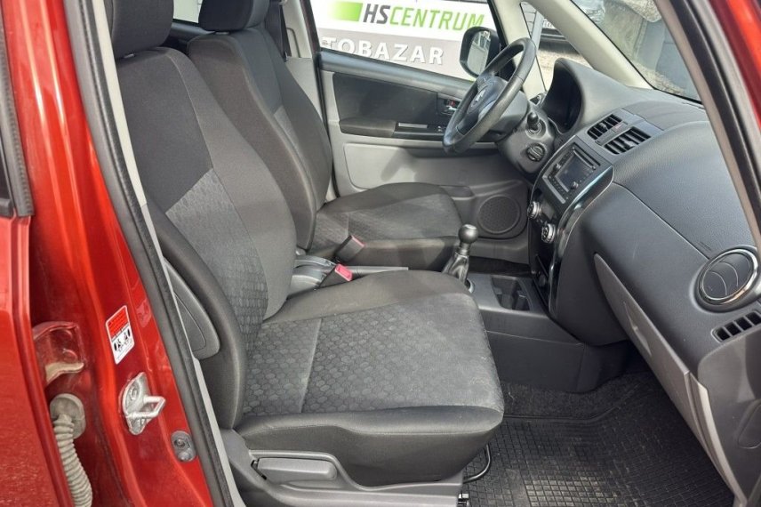 Suzuki SX4 galerie