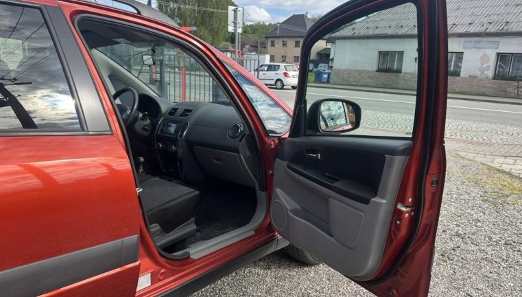 Suzuki SX4