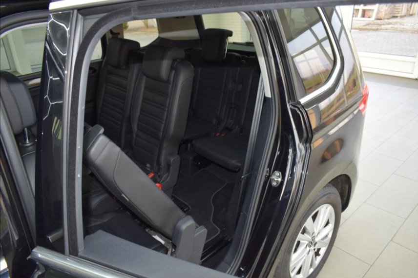 Volkswagen Touran galerie