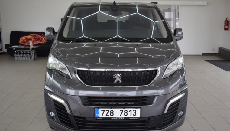 Peugeot Traveller