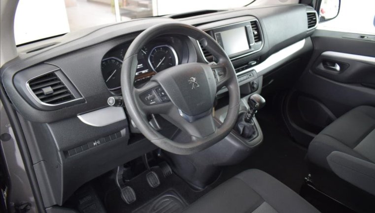 Peugeot Traveller
