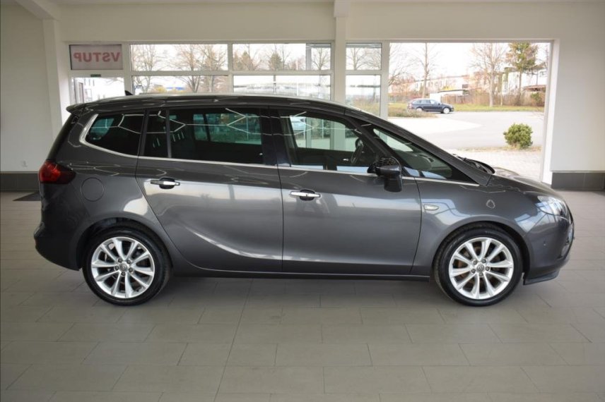 Opel Zafira galerie