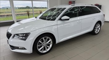 Škoda Superb 2,0 TDi, STYLE,NAVIGACE,kůže,