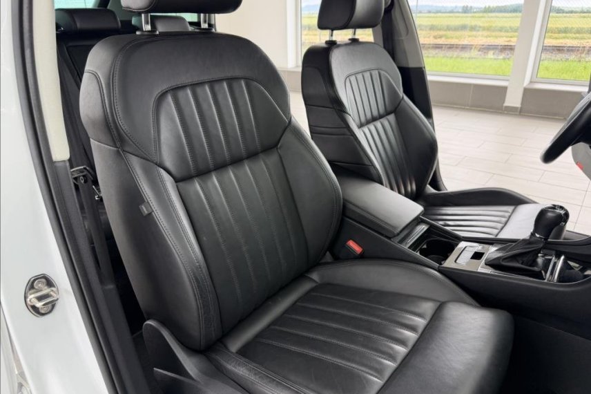 Škoda Superb galerie