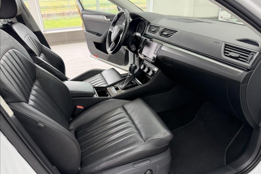Škoda Superb galerie