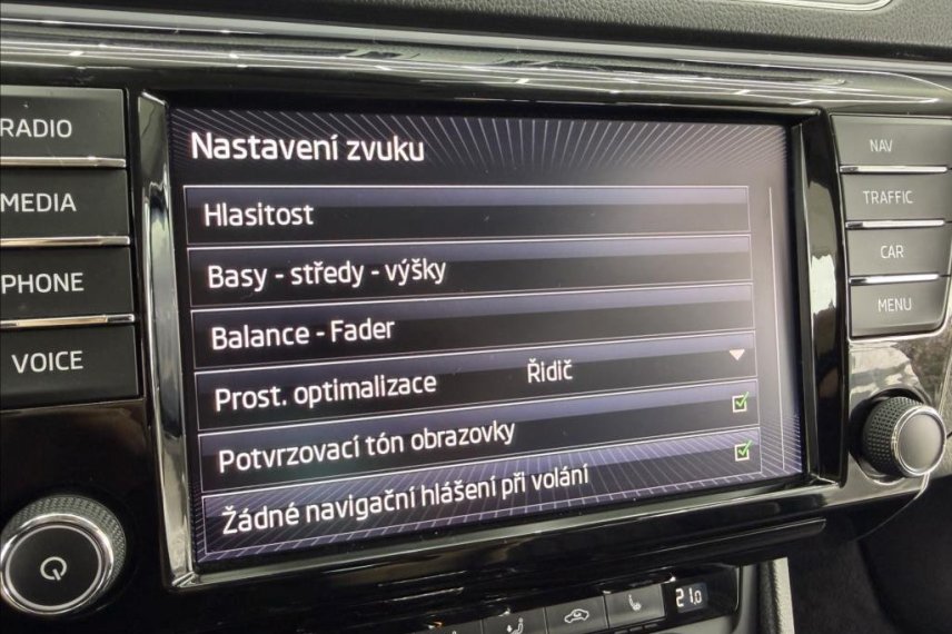 Škoda Superb galerie