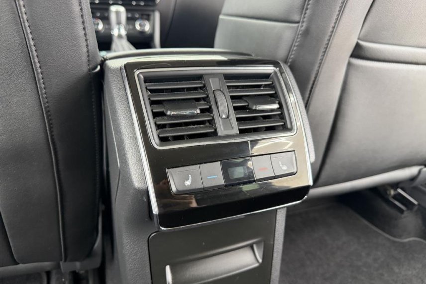 Škoda Superb galerie