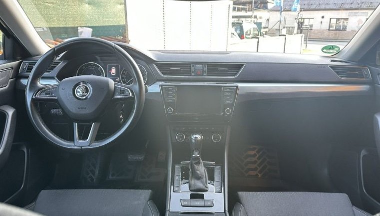 Škoda Superb
