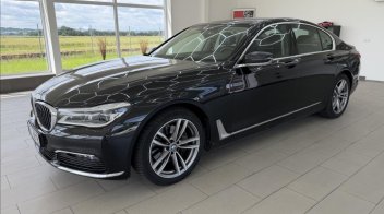 BMW Řada 7 3,0 730d xDrive, FULL LED