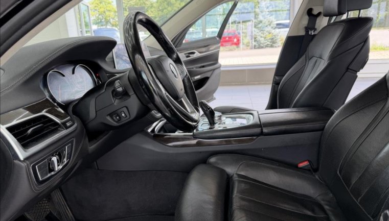 BMW Řada 7