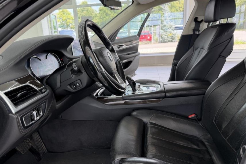 BMW Řada 7 galerie