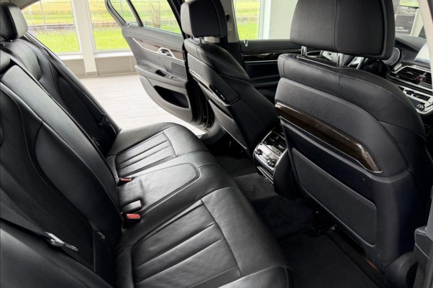 BMW Řada 7 galerie