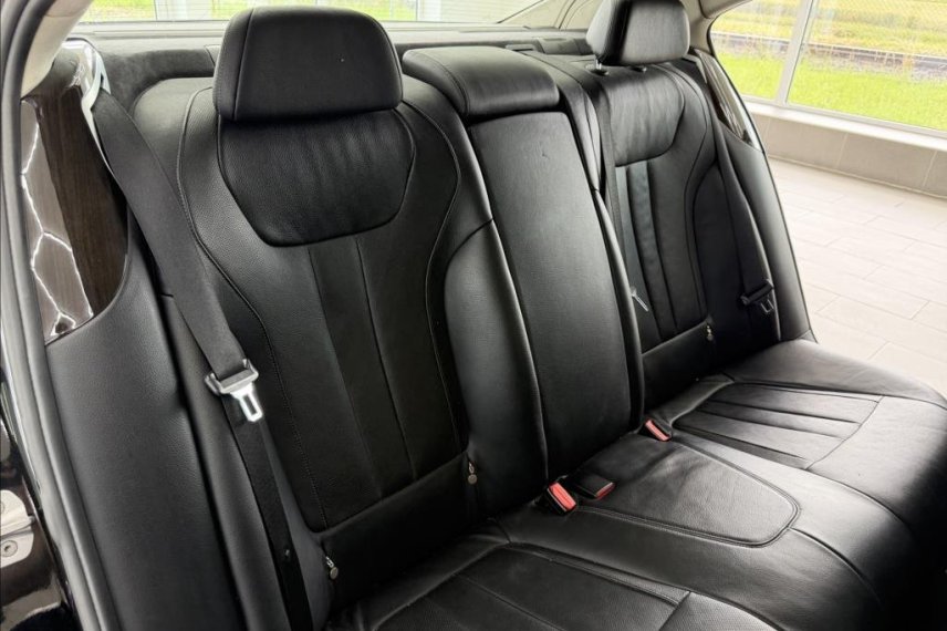 BMW Řada 7 galerie