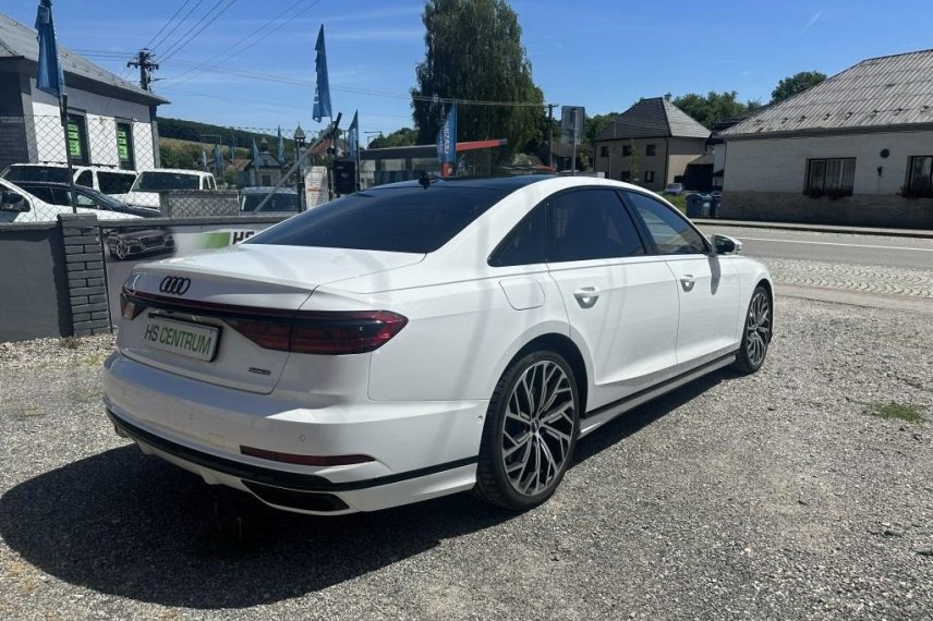 Audi A8 galerie