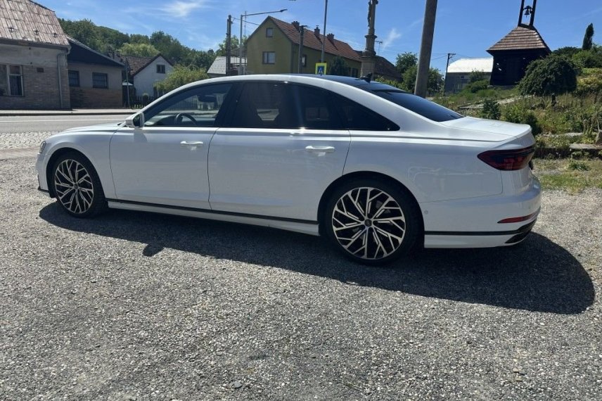 Audi A8 galerie