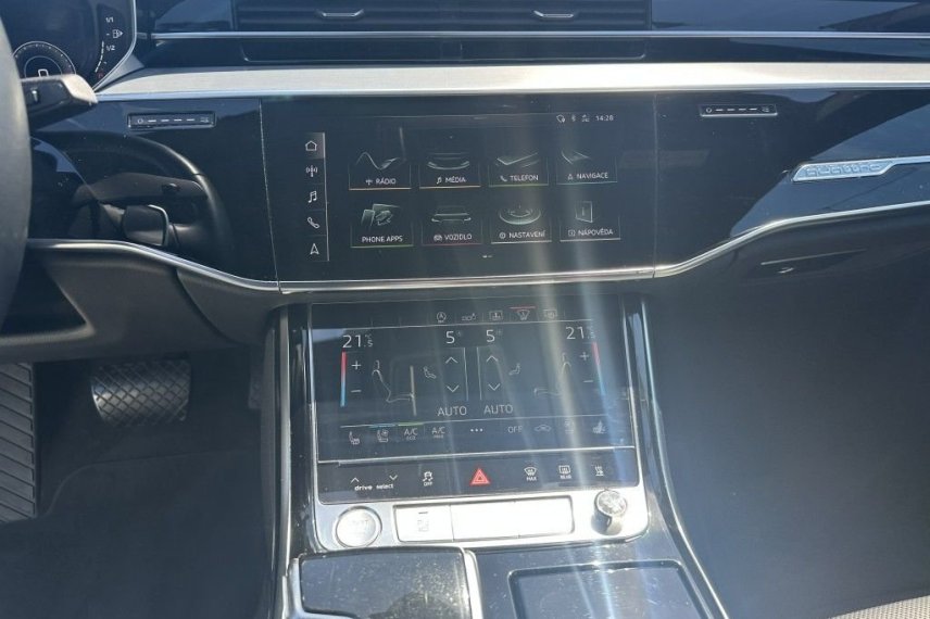 Audi A8 galerie