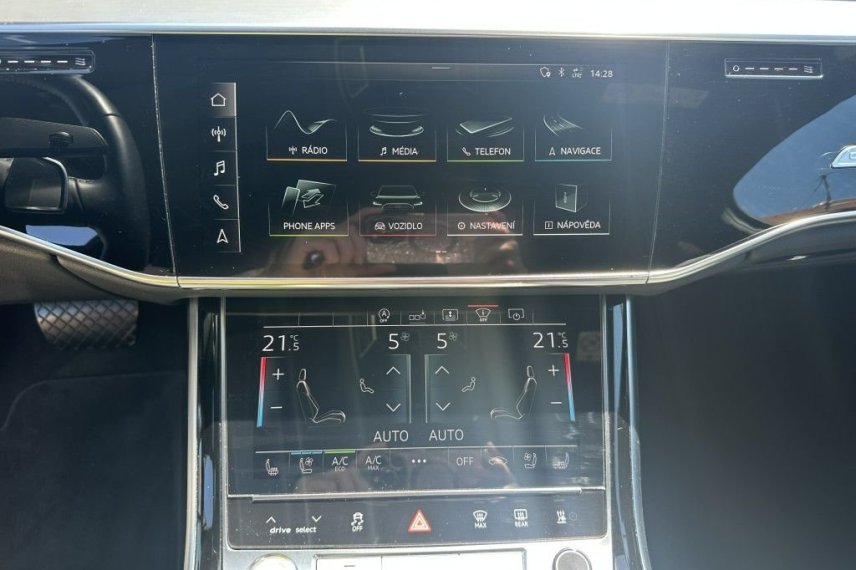 Audi A8 galerie