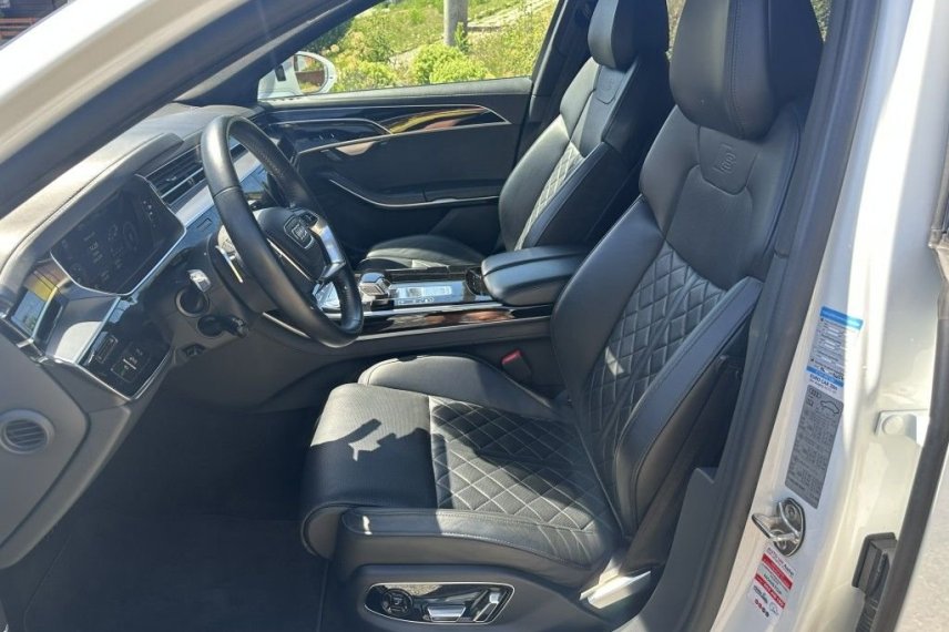 Audi A8 galerie
