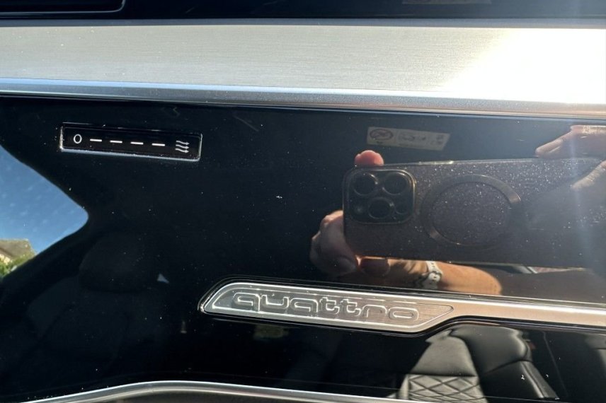 Audi A8 galerie