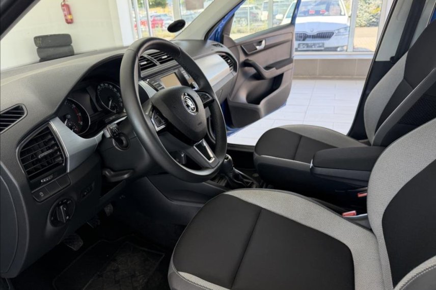 Škoda Fabia galerie