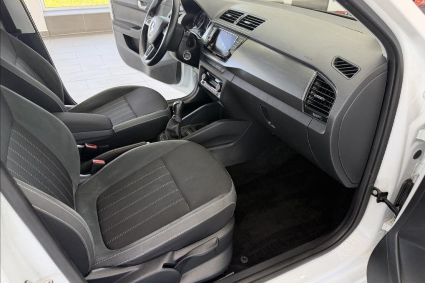 Škoda Fabia galerie