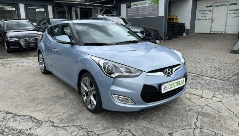 Hyundai Veloster