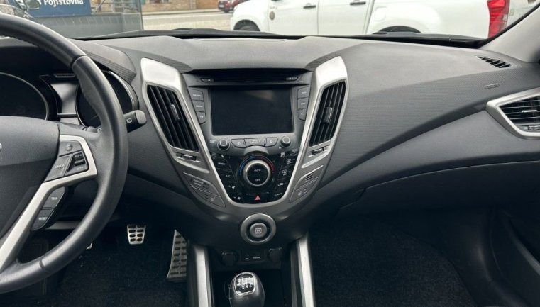Hyundai Veloster
