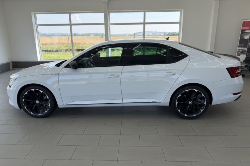 Škoda Superb galerie