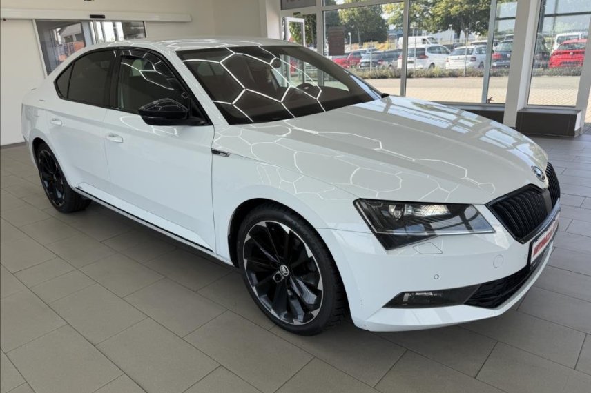 Škoda Superb galerie