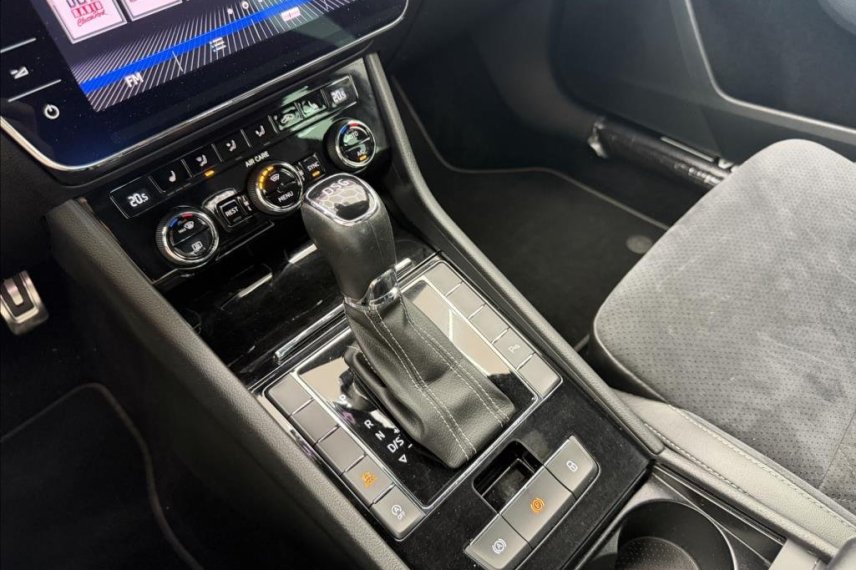 Škoda Superb galerie