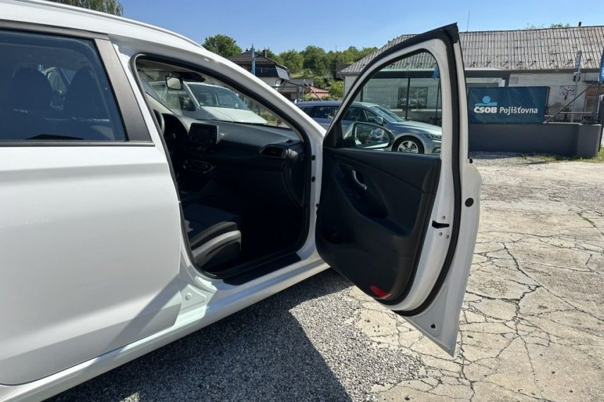 Hyundai i30 galerie