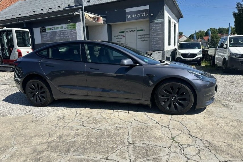 Tesla Model 3 galerie