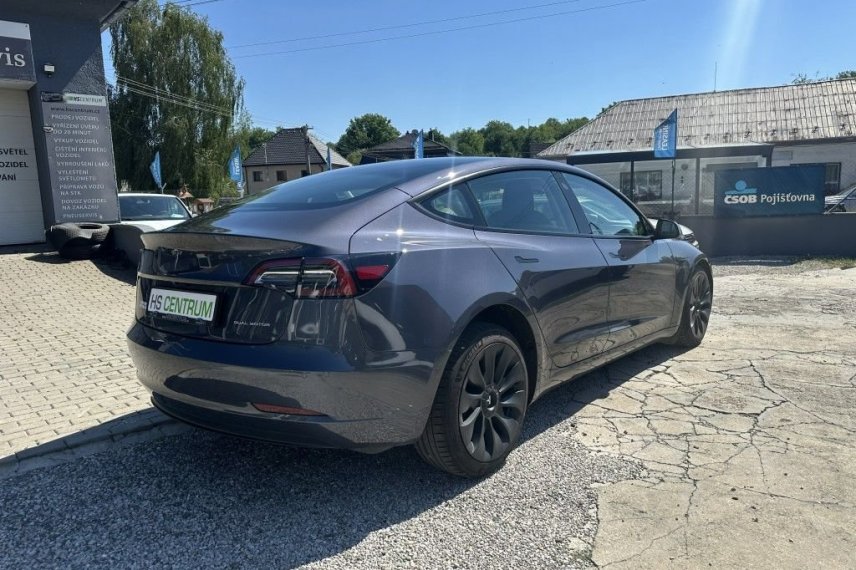 Tesla Model 3 galerie