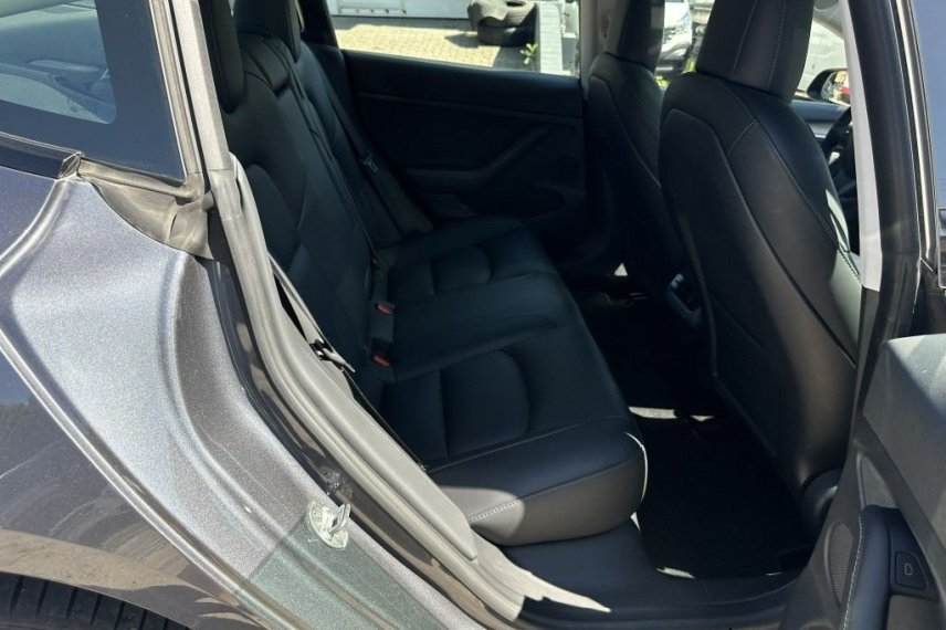 Tesla Model 3 galerie