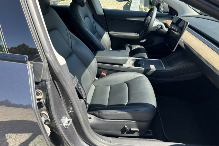 Tesla Model 3 galerie