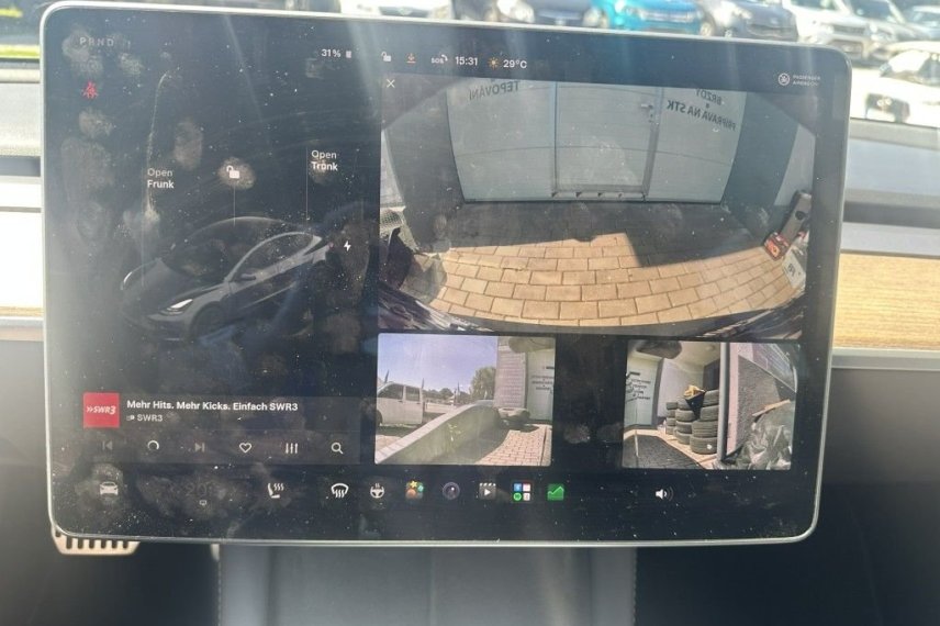 Tesla Model 3 galerie