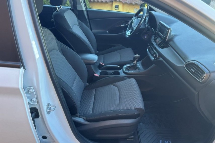 Hyundai i30 galerie