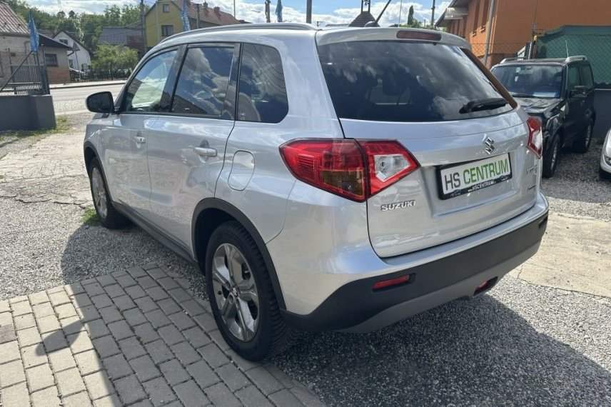 Suzuki Vitara galerie