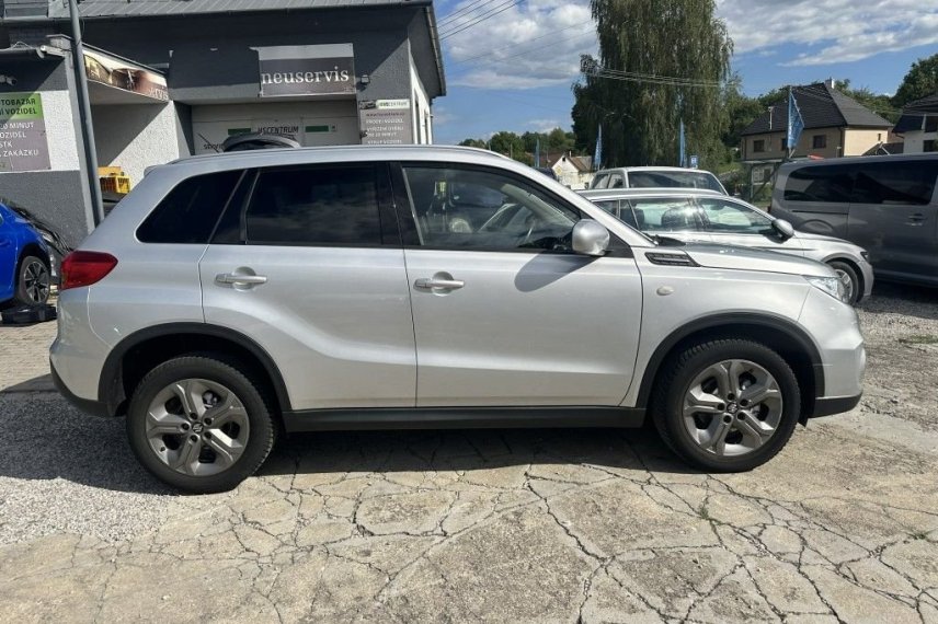 Suzuki Vitara galerie